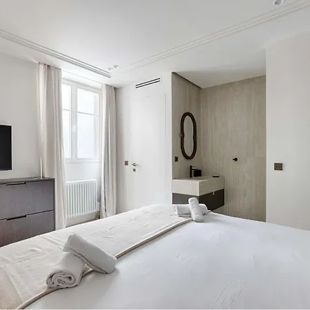 De Luxe Louvre Sentier I Apartment