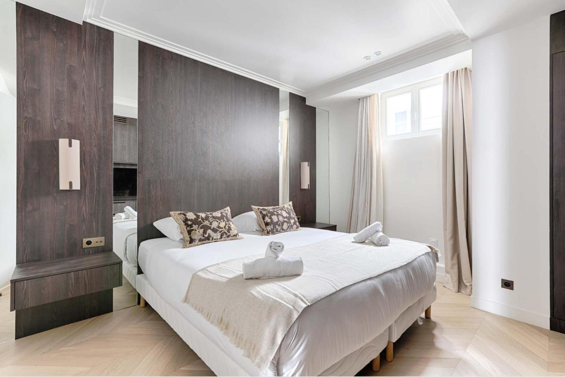 De Luxe Louvre Sentier I Apartment